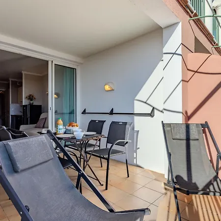 Апартаменты Les Restanques Golfe Saint Tropez-9 By Interhome *